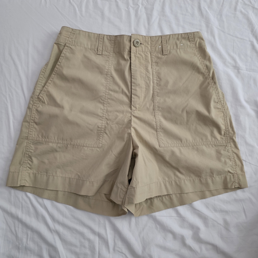 Uniqlo Women's Tan Cargo Shorts